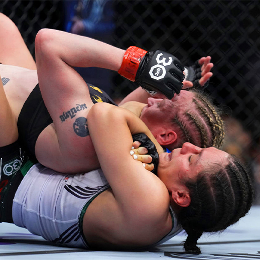 Alexa Grasso def. Valentina Shevchenko