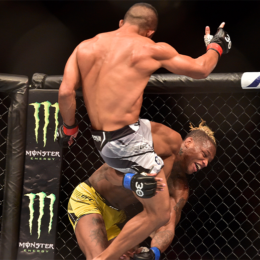 Ismael Bonfim def. Terrance McKinney