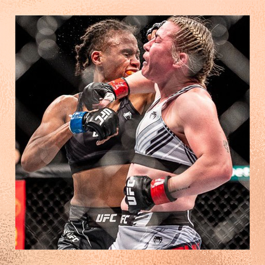Molly McCann vs Luana Carolina